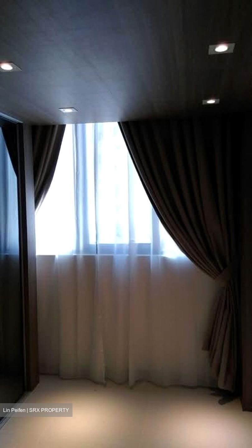 Urban Vista (D16), Condominium #558261831